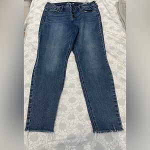 Old Navy Rockstar Super Skinny Ankle Mid Rise Jeans